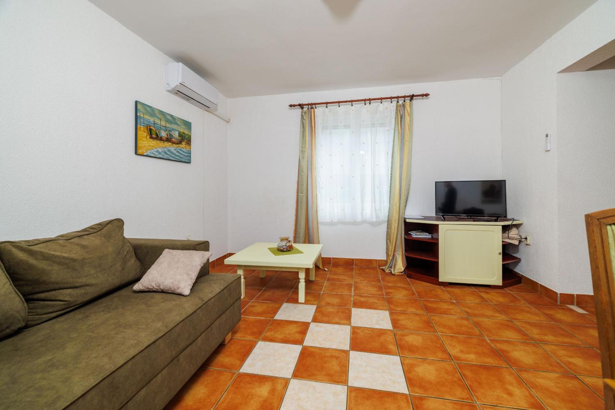 Apartments Mirela Karlobag Extérieur photo