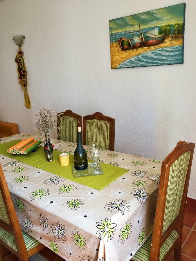 Apartments Mirela Karlobag Extérieur photo